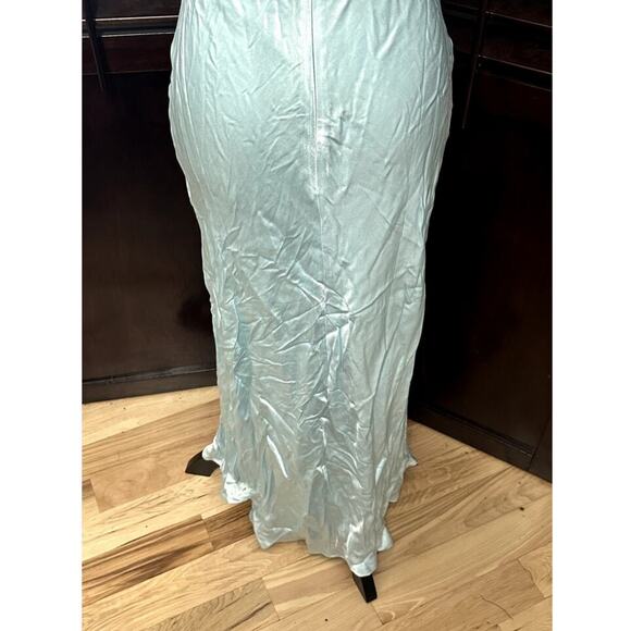 Bardot Women's Astrid Midi Slip Dress Light Blue Satin M/6 NWOT Back Zip Lined - Picture 7 of 9